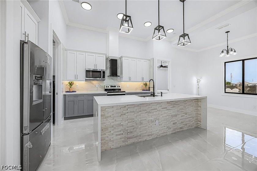 This what you been waiting for. This beautiful home offers - photo 8