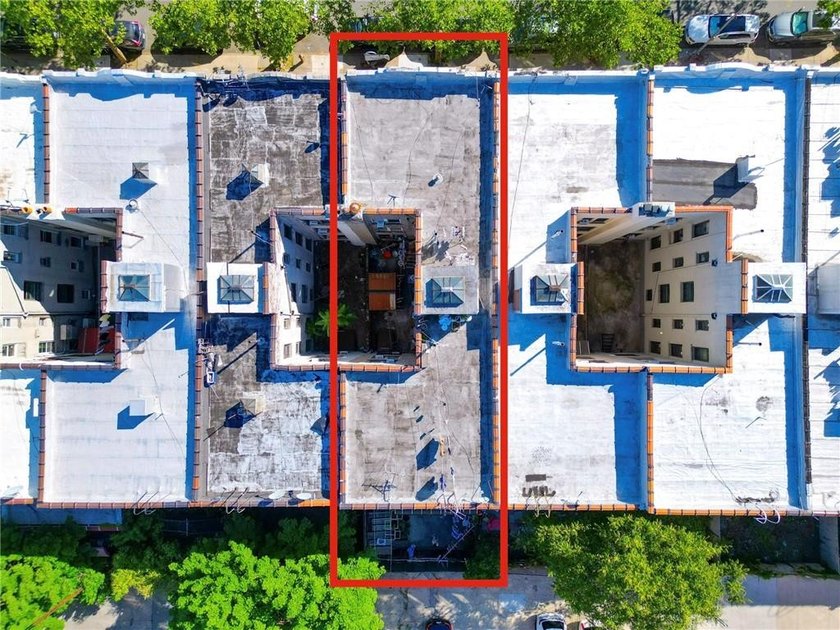 Rare-find oversized 6-family building with a 25'*72' building - photo 38