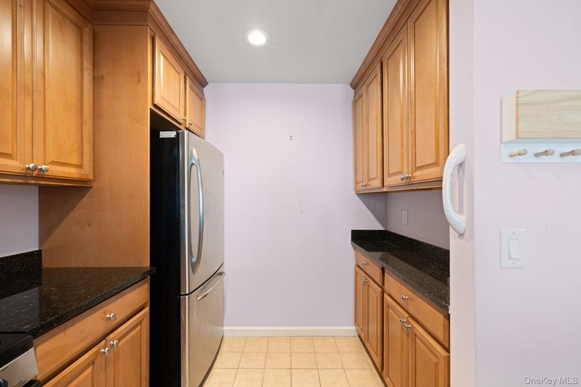 Welcome to resort-style living at The Harbors at Haverstraw! - photo 6