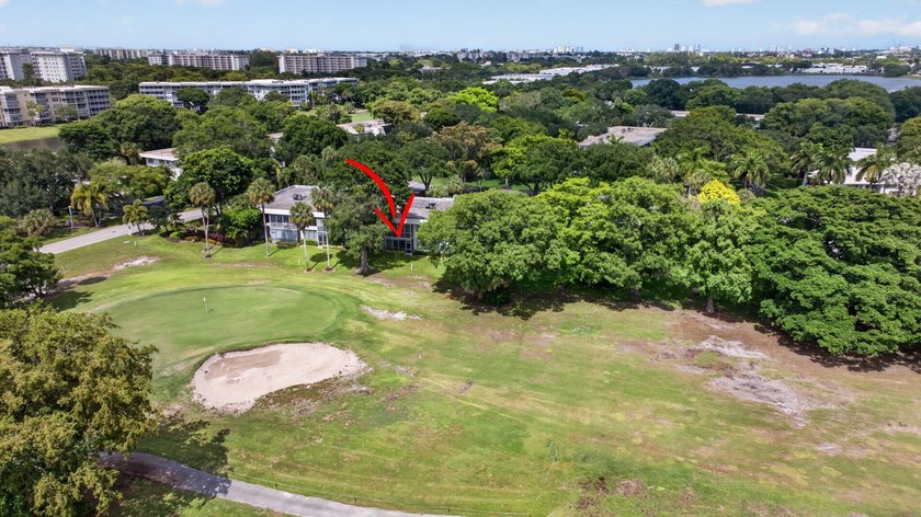 Enjoy easy living in this contemporary 3 bed, 2 bath garden - photo 39
