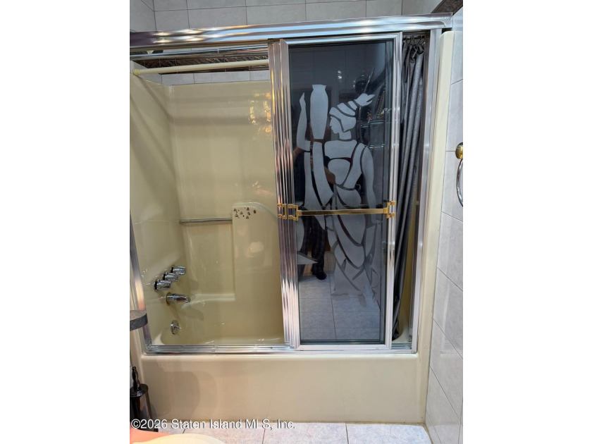Located in a desired Midland Beach, just minutes away from VZ - photo 14