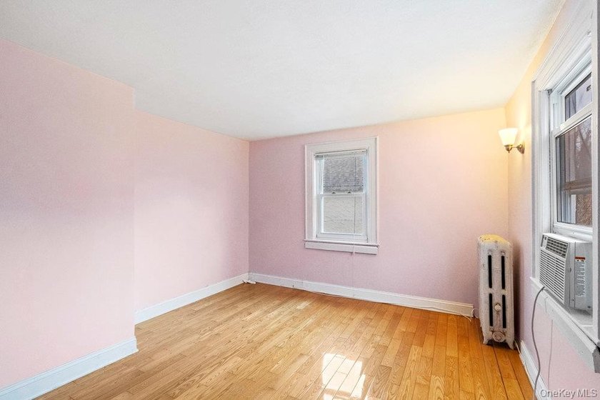 Welcome to 43 Van Nostrand Avenue, an updated 3-bedroom - photo 16