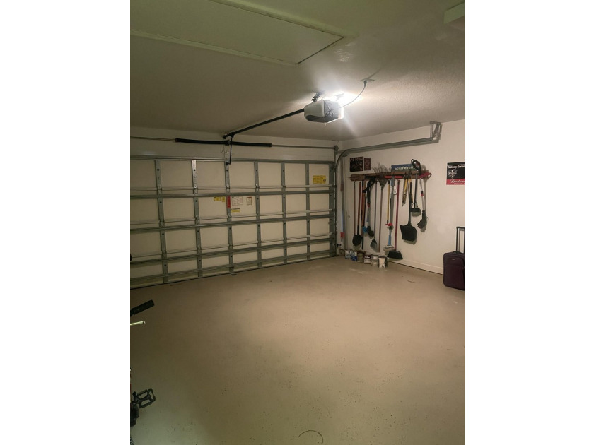Beautiful 3BR/2BA CBS home w/ 2-car garage in all-age - photo 17