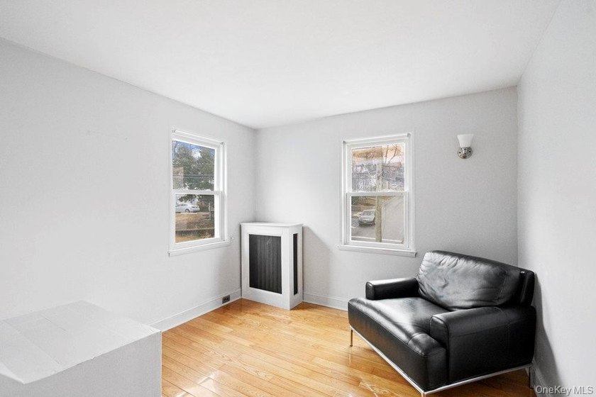 Welcome to 43 Van Nostrand Avenue, an updated 3-bedroom - photo 18