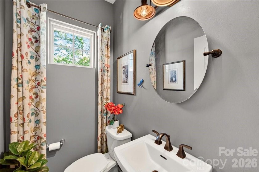 **Welcome home to this beautifully updated townhome in Fort - photo 19