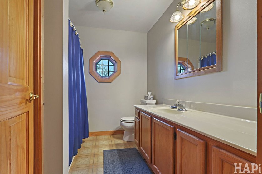 Welcome to this beautiful waterfront log home tucked away on a - photo 21