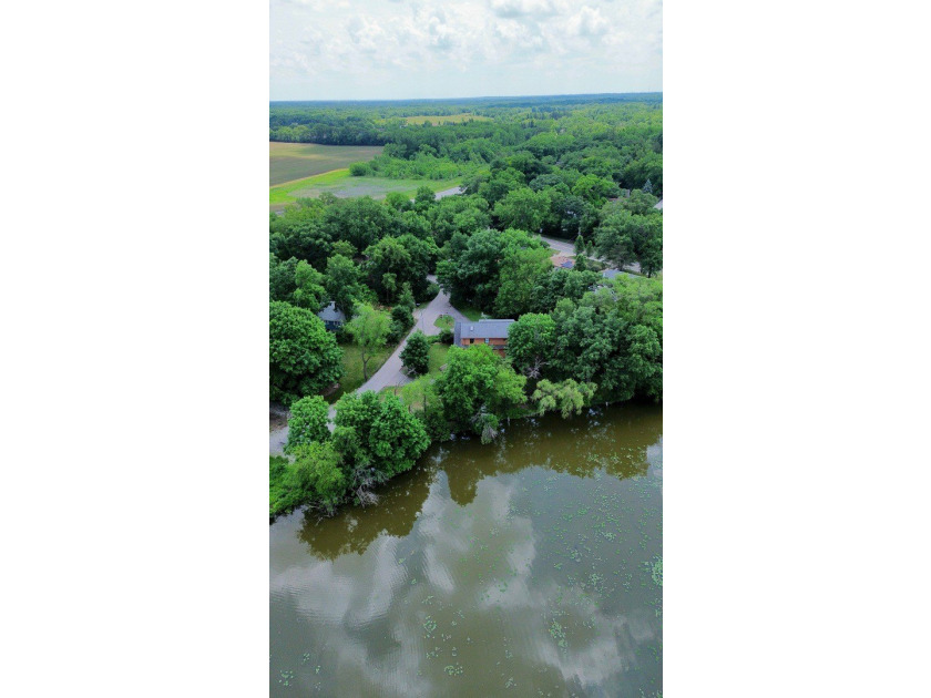 Welcome to this beautiful waterfront log home tucked away on a - photo 30