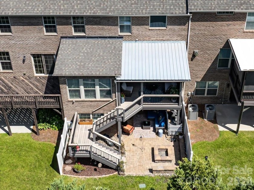 **Welcome home to this beautifully updated townhome in Fort - photo 46