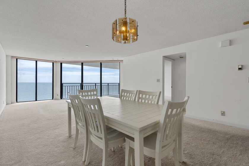 SURFMASTER CONDO - OCEANFRONT Bring your vision and designer - photo 12