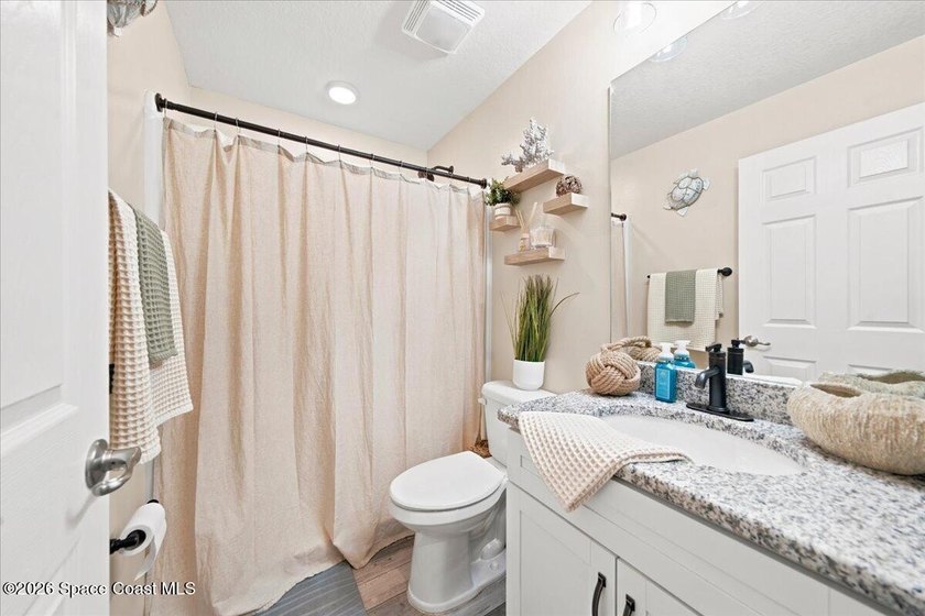 Welcome Home to your amazing Pool Home Oasis nestled in a quiet - photo 22