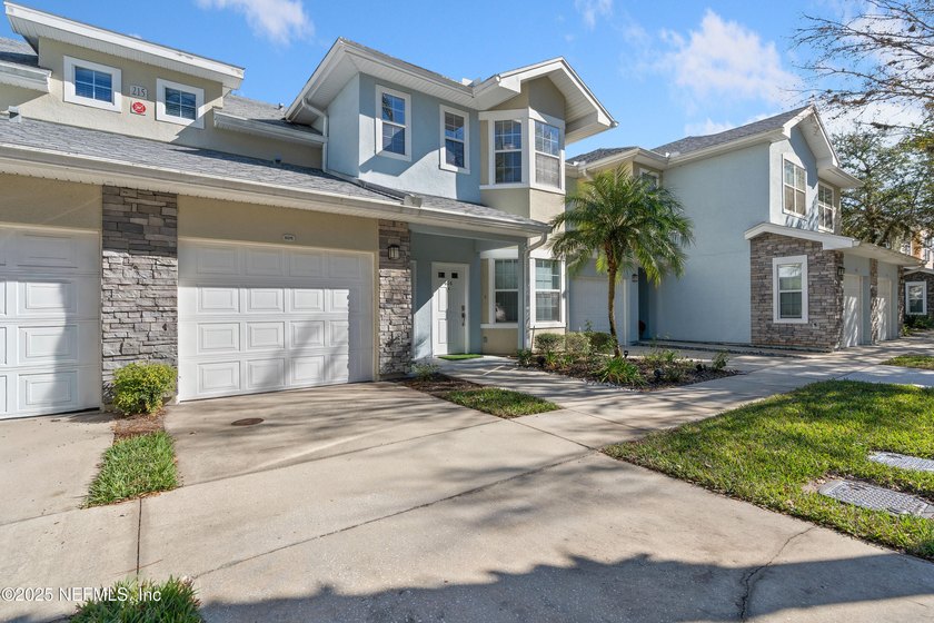 Welcome home to this move-in-ready 3-bedroom, 2-bath condo with - photo 3