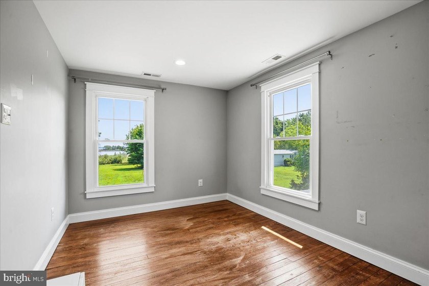 Live the Chesapeake Bay lifestyle on historic St. George Island! - photo 50