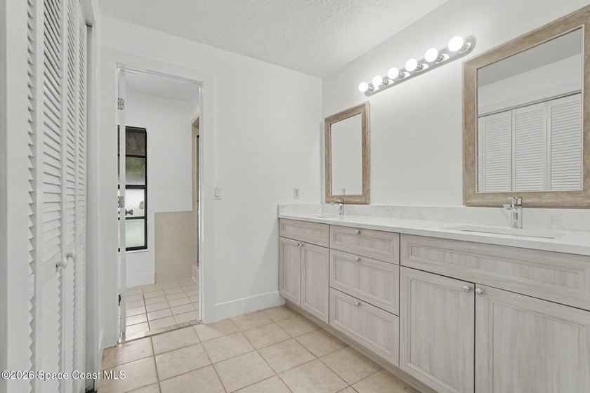 Welcome home to this beautifully maintained 3-bedroom, 2-bath - photo 15