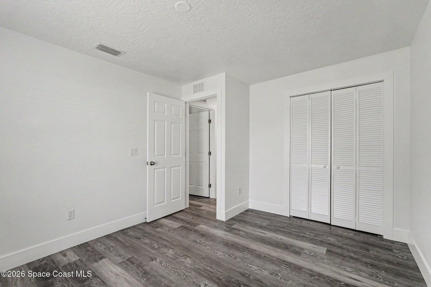Welcome home to this beautifully maintained 3-bedroom, 2-bath - photo 20