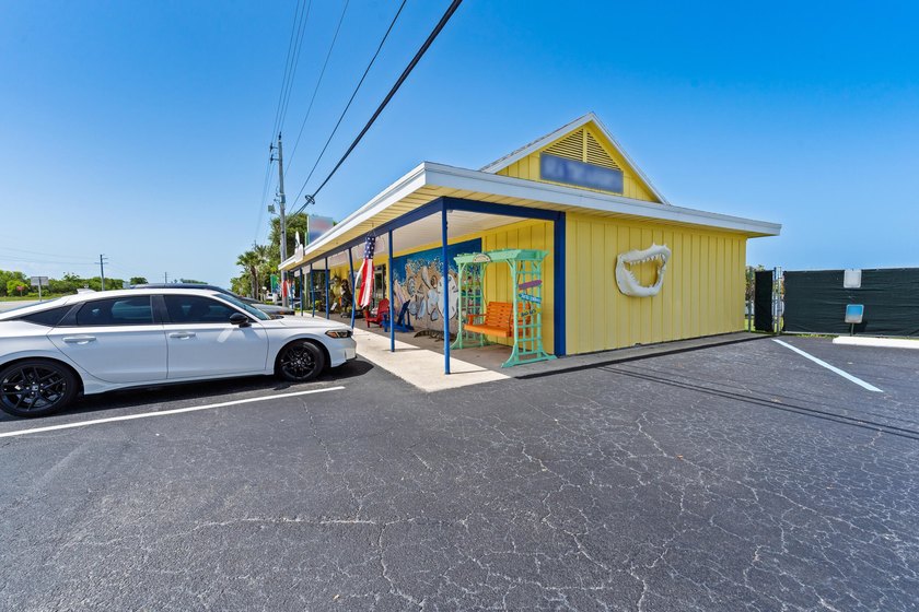 A truly rare waterfront redevelopment opportunity on prestigious - photo 23