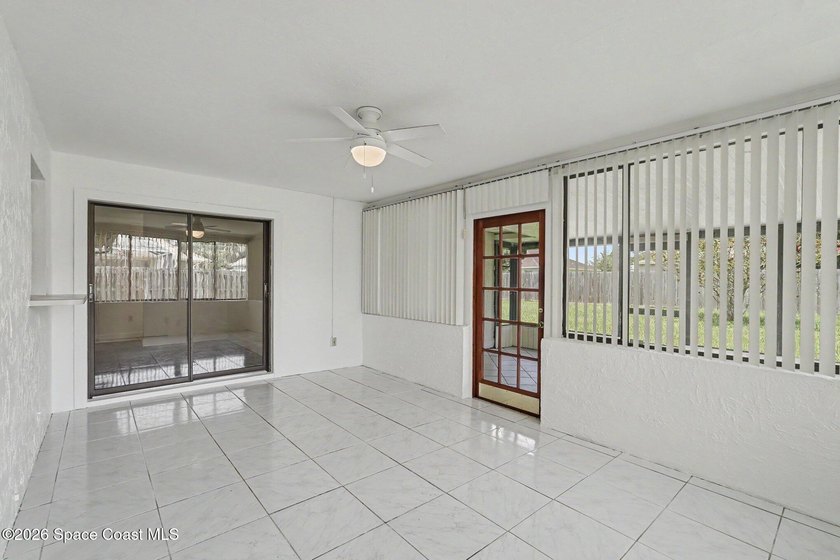 Welcome home to this beautifully maintained 3-bedroom, 2-bath - photo 23