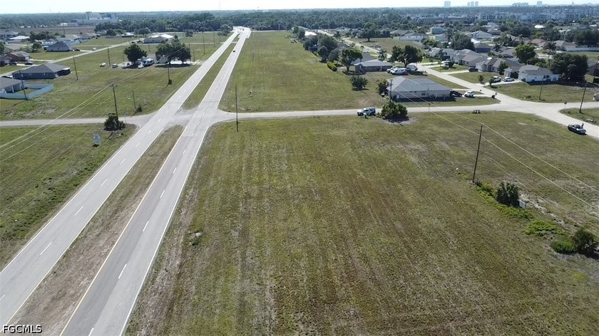 Package Deal! Includes 2 Commercial parcels: 2096 &amp; 2098 - photo 8