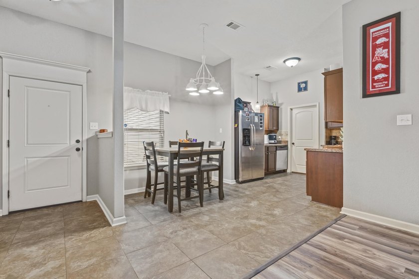 Looking for the perfect place to call home? Just listed in the - photo 7