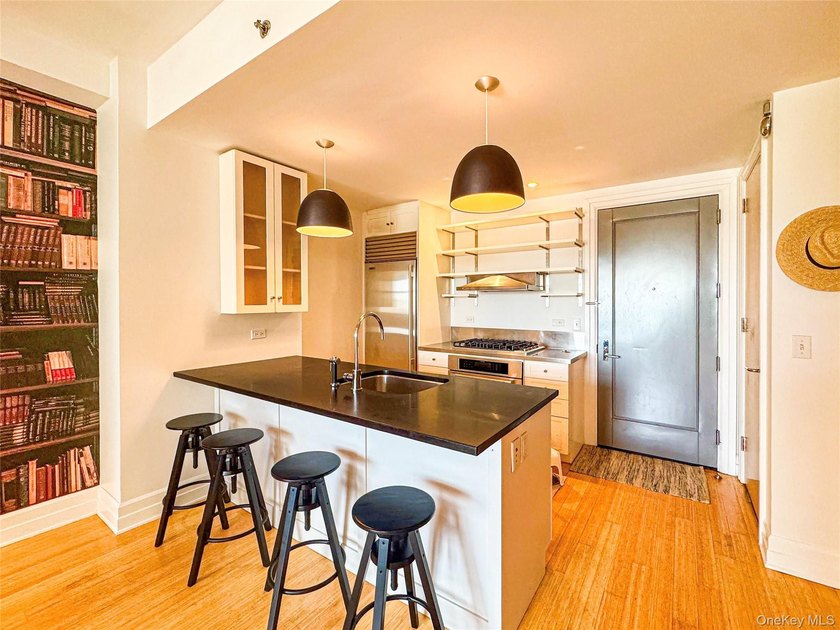 Brooklyn living at its best. Don't let the term *studio* fool - photo 6