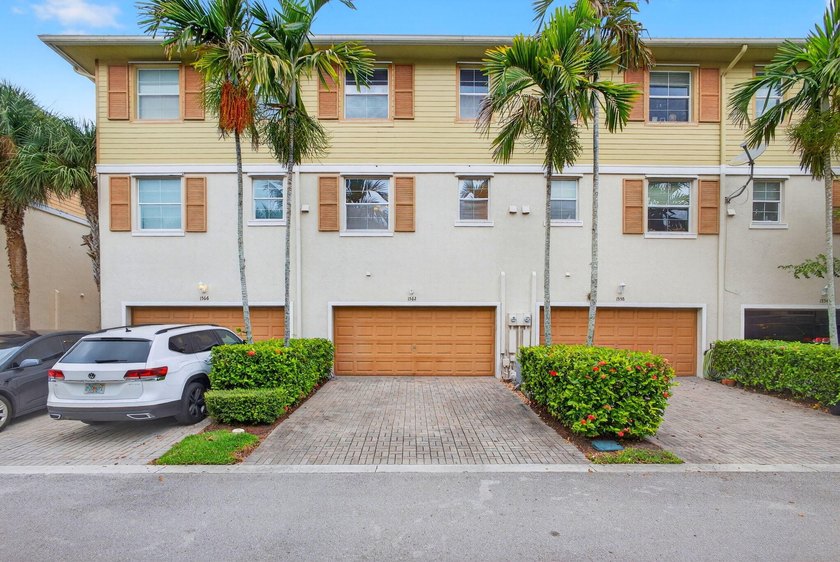 Turnkey investment opportunity in Abacoa with tenant in place at - photo 6