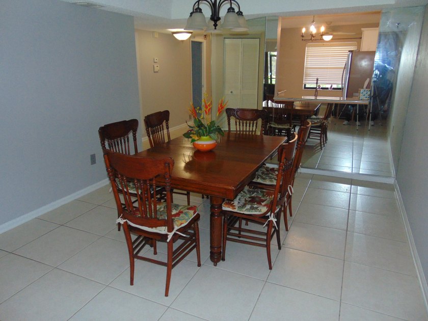 FIRST FLOOR. MOVE IN READY. COVERED PARKING. IMMACULATE JUMBO - photo 16
