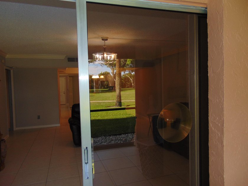 FIRST FLOOR. MOVE IN READY. COVERED PARKING. IMMACULATE JUMBO - photo 20