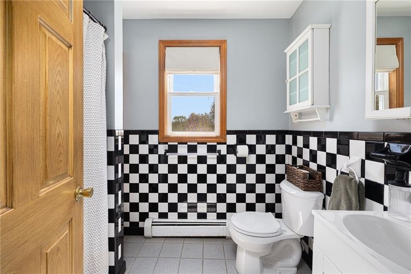 Nestled at the end of a quiet cul-de-sac in desirable North - photo 22