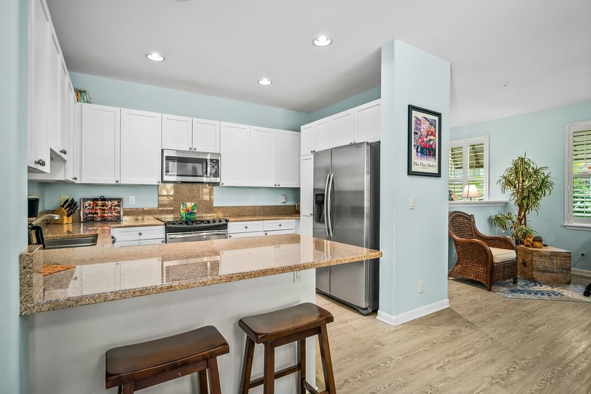 Welcome to your dream home in the heart of Princeville! This - photo 8