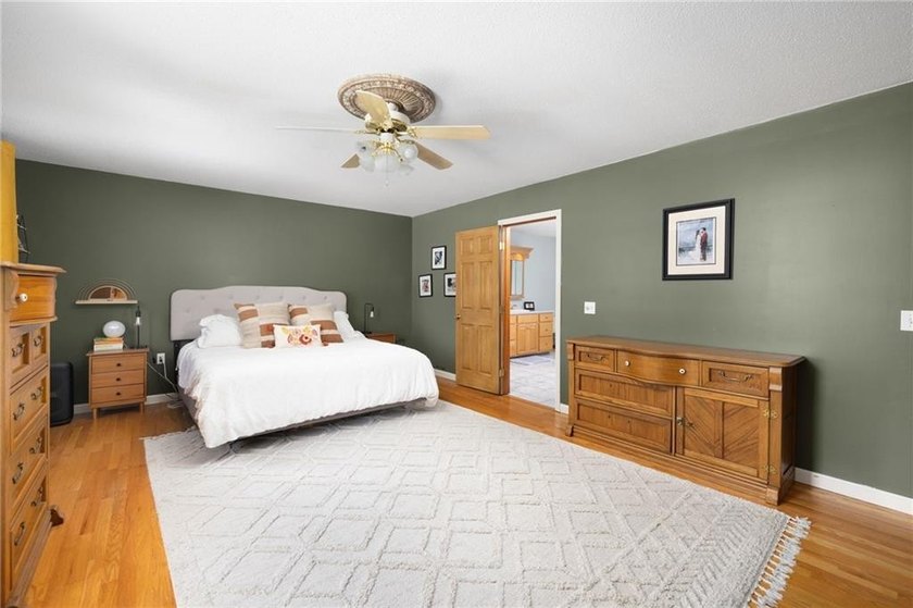 Nestled at the end of a quiet cul-de-sac in desirable North - photo 31