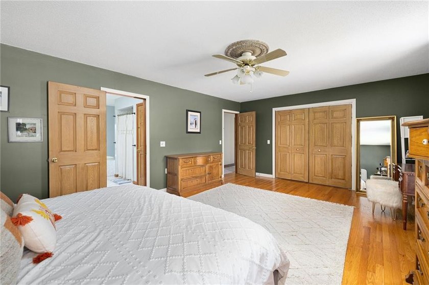 Nestled at the end of a quiet cul-de-sac in desirable North - photo 32