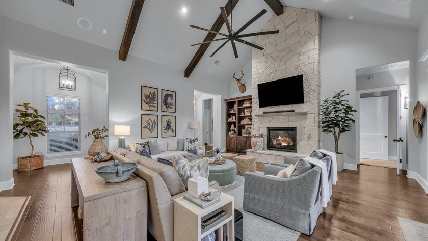 Back on the Market! Buyers Funding Fell Through! Come See it - photo 7