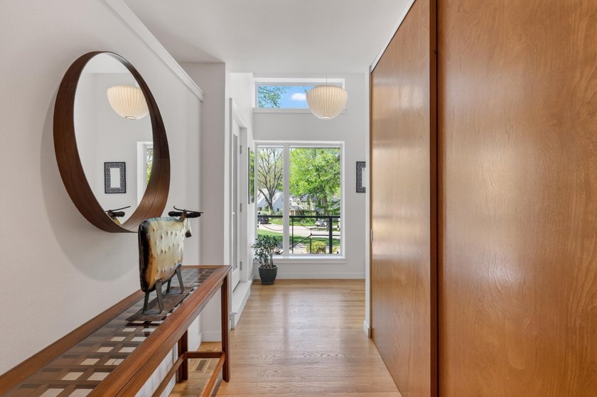 This beautifully updated mid-century modern home offers timeless - photo 8
