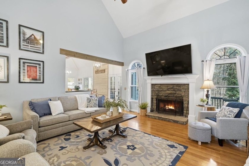 Ideal for multi-generational living, extended family, or a - photo 22