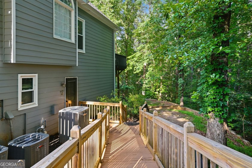 Ideal for multi-generational living, extended family, or a - photo 41