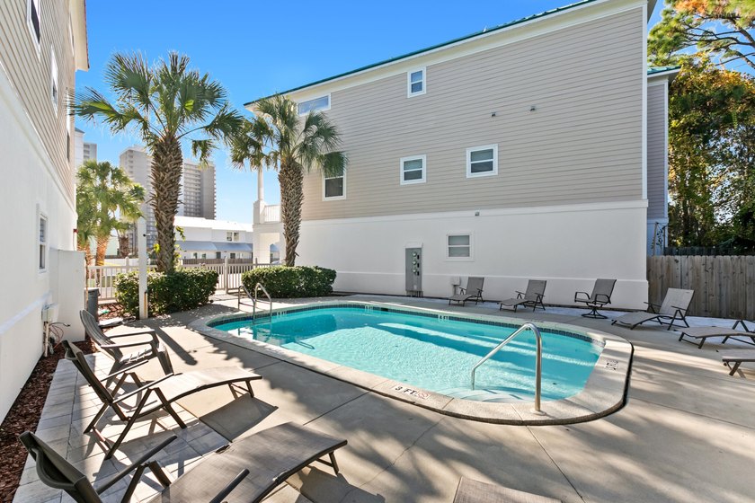Welcome to your GORGEOUS coastal beach retreat! This elegant - photo 42