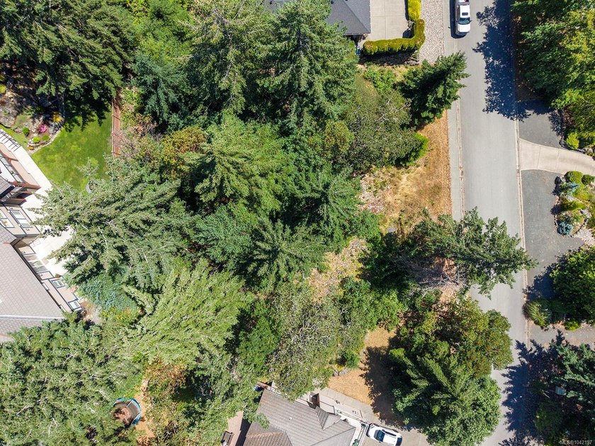An exceptional opportunity to build your dream home in - photo 18