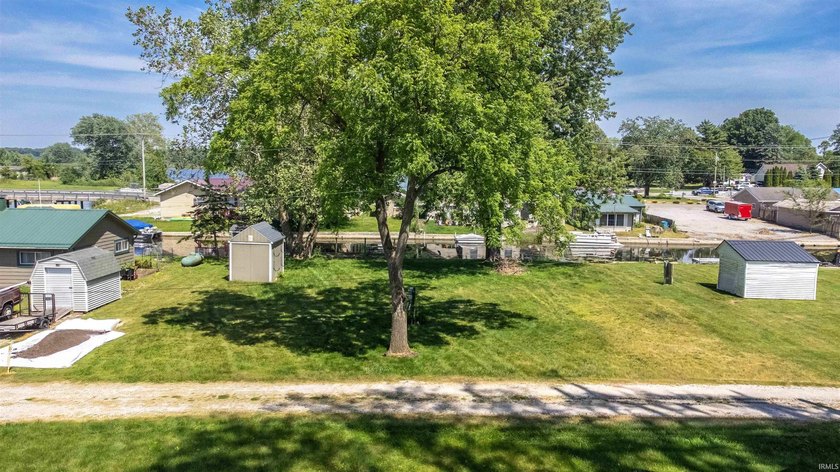 Buildable Channel Lot Alert!! Don't miss this opportunity to - photo 9