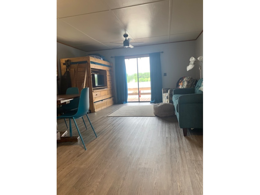 Inside Combo - Living, Sleeping Quarters - photo 7