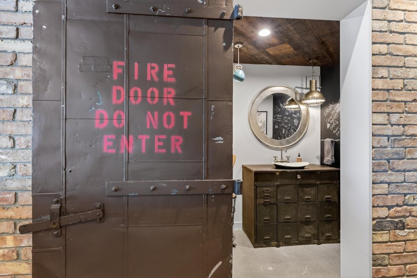 Penthouse #1001 at one of downtown Madison's most sought-after - photo 8