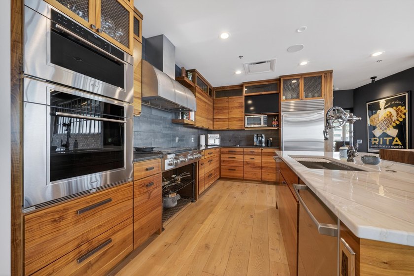 Penthouse #1001 at one of downtown Madison's most sought-after - photo 9