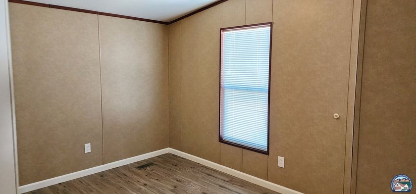 Looking for affordable living with all the amenities? Look no - photo 11