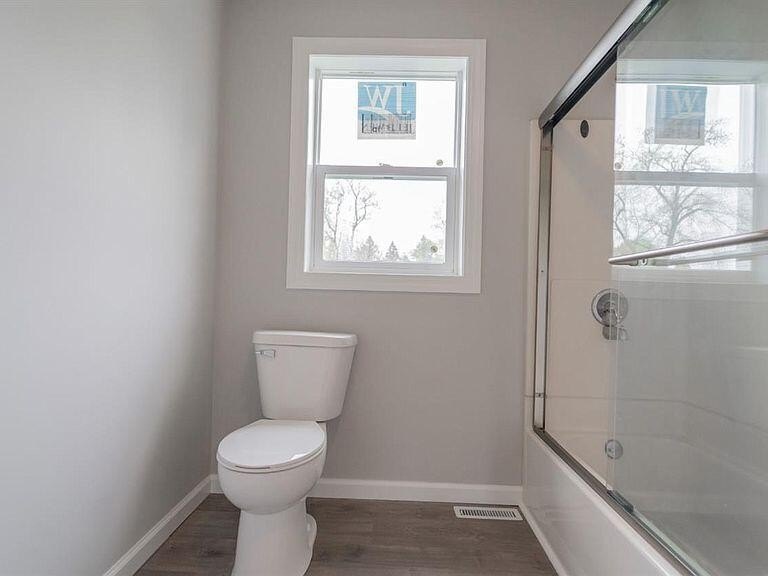 Great home for a first-time buyer or investor, conveniently - photo 12