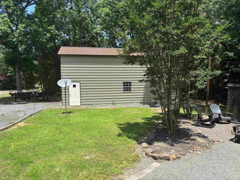 Enjoy being at your own Lake Home! This property features 3bdrm - photo 3