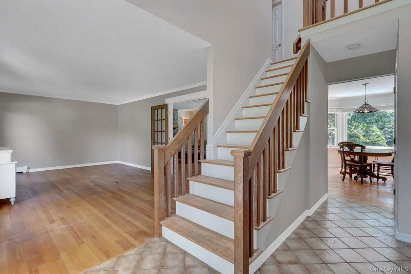 Ready for room to spread out? This generously proportioned - photo 6