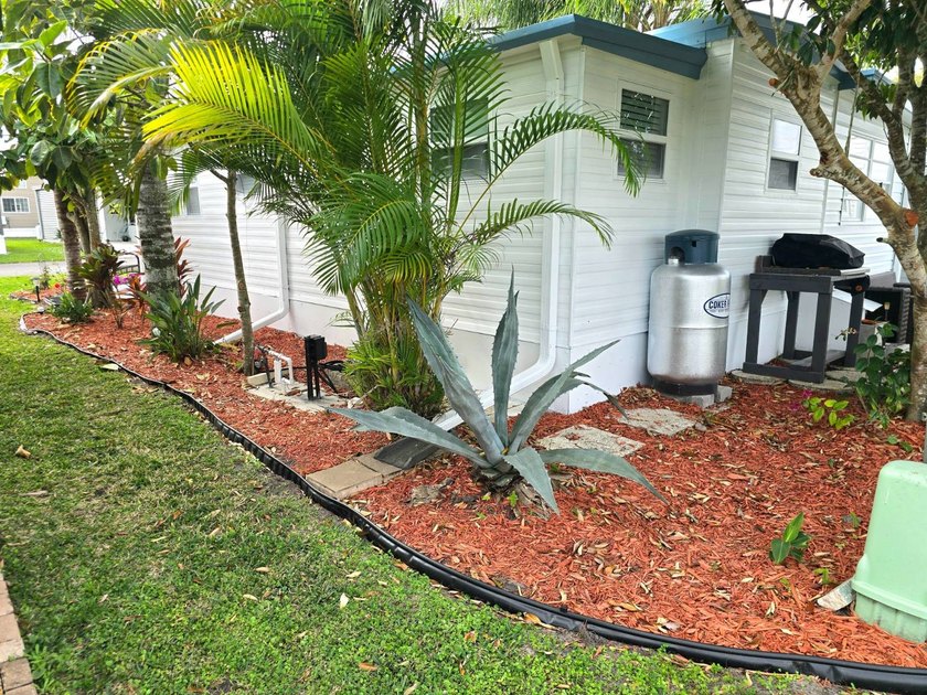 Fully furnished 805 sq. ft. single-story home in Avon Park - photo 42