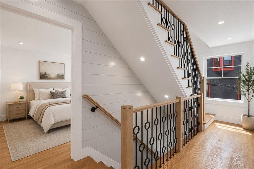 This meticulously built 3452 sf new home in Newport's Yachting - photo 22