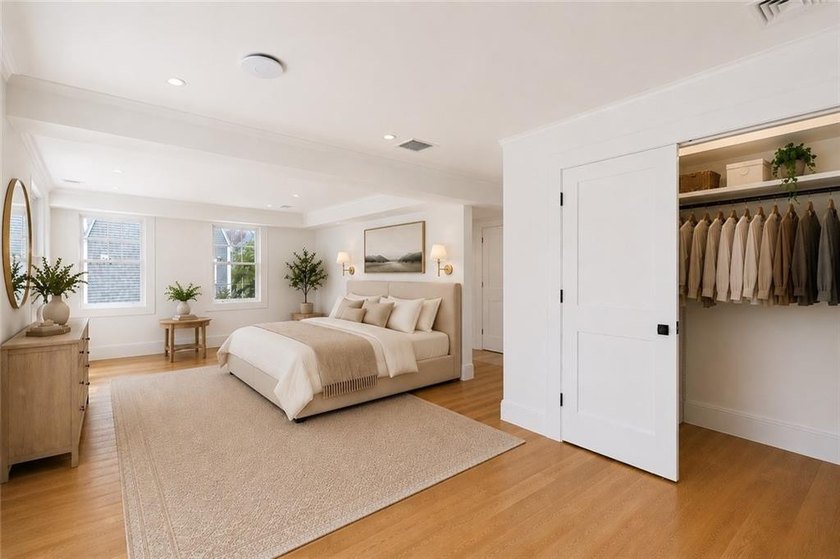 This meticulously built 3452 sf new home in Newport's Yachting - photo 28