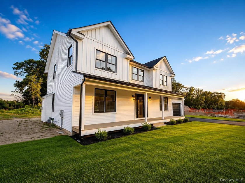 Brand New Construction - The Estates at Rocky Point Be the first - photo 4