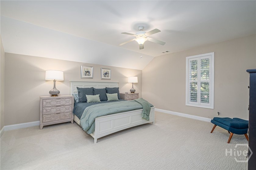 Stunning 4-5 Bedroom, 4.5 bath home. Brick entry way leads into - photo 27