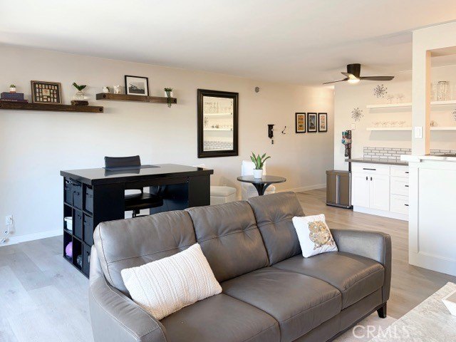 THIS ONE HAS IT ALL ! This beautifully upgraded, turnkey 1- - photo 9